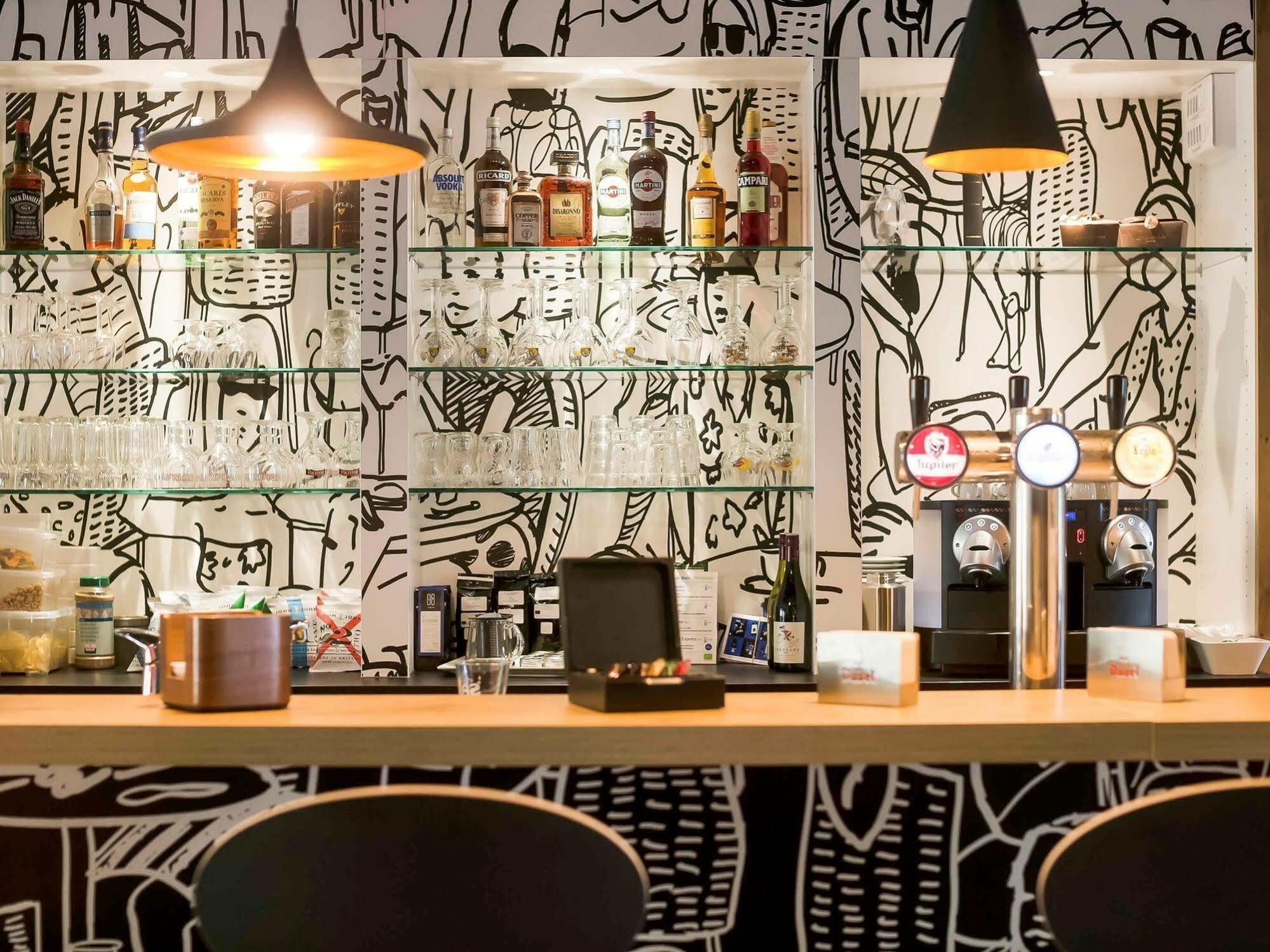 Ibis Wavre Brussels East Hotel Eksteriør billede